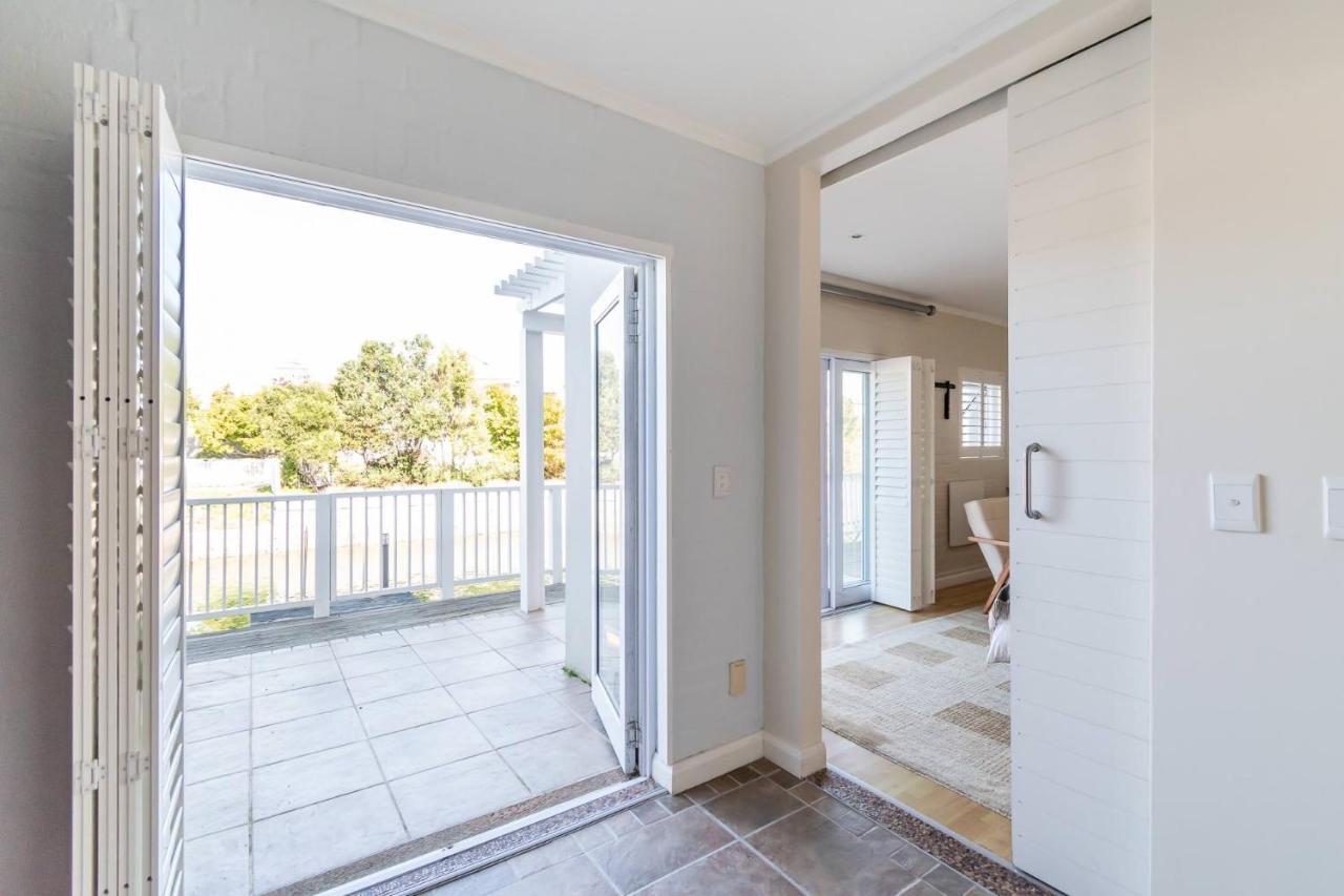 Trendy Get-Away On The Canals, Thesen Islands Knysna Eksteriør billede