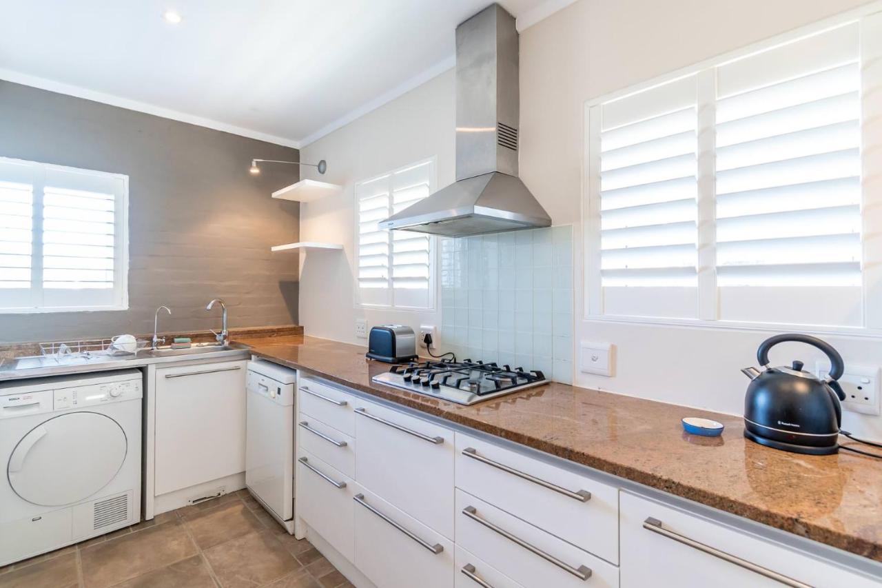 Trendy Get-Away On The Canals, Thesen Islands Knysna Eksteriør billede